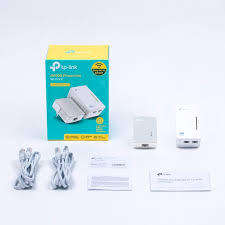**BRAND NEW TP-Link AV600 Powerline Universal Wi-Fi Range Extender Kit**R1000 RETIAL**