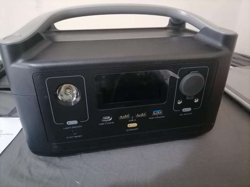 ECO FLOW RIVER 600W 288 POWER STATION*WATER DAMAGE*SPARES OR REPAIRS*