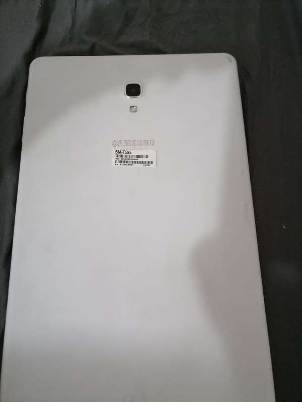 SAMSUNG GALAXY A2018  10.1 INCH TABLET, NOT TURNING ON