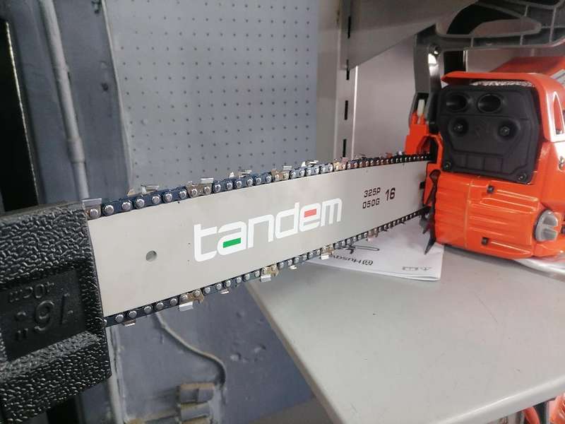 Tandem 55cc Chainsaw