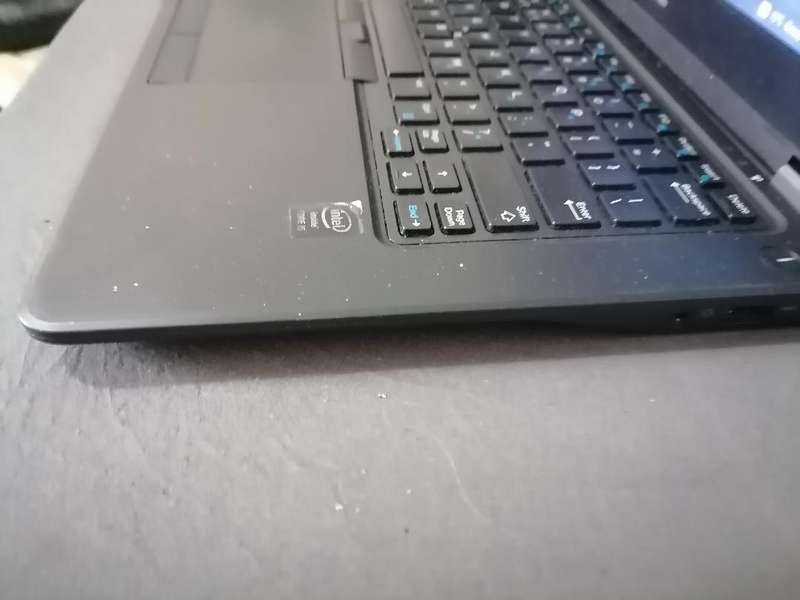 i5 DELL LATITUDE E7450 5TH GEN,SIM SLOT, 4GB RAM, 500GB HDD, W10/OFFICE, CHARGER