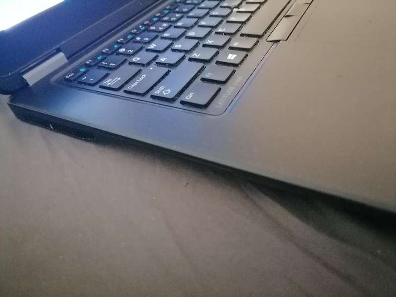 i5 DELL LATITUDE E7450 5TH GEN,SIM SLOT, 4GB RAM, 500GB HDD, W10/OFFICE, CHARGER