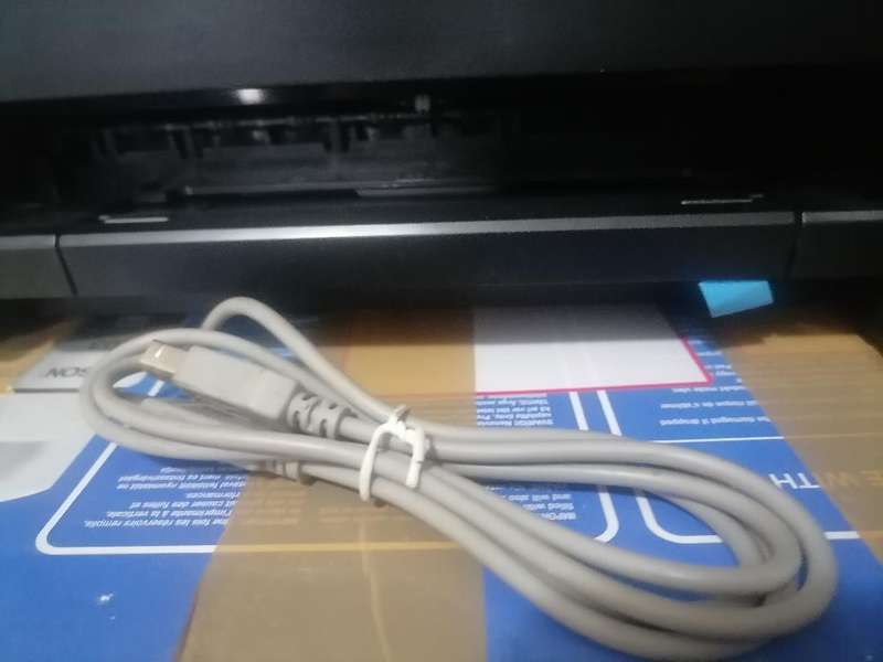 EPSON L3150 INK TANK PRINTER WITH CABLES IN BOX* LIGHTS FLASHING*