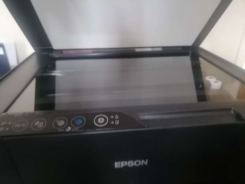 EPSON L3150 INK TANK PRINTER WITH CABLES IN BOX* LIGHTS FLASHING*