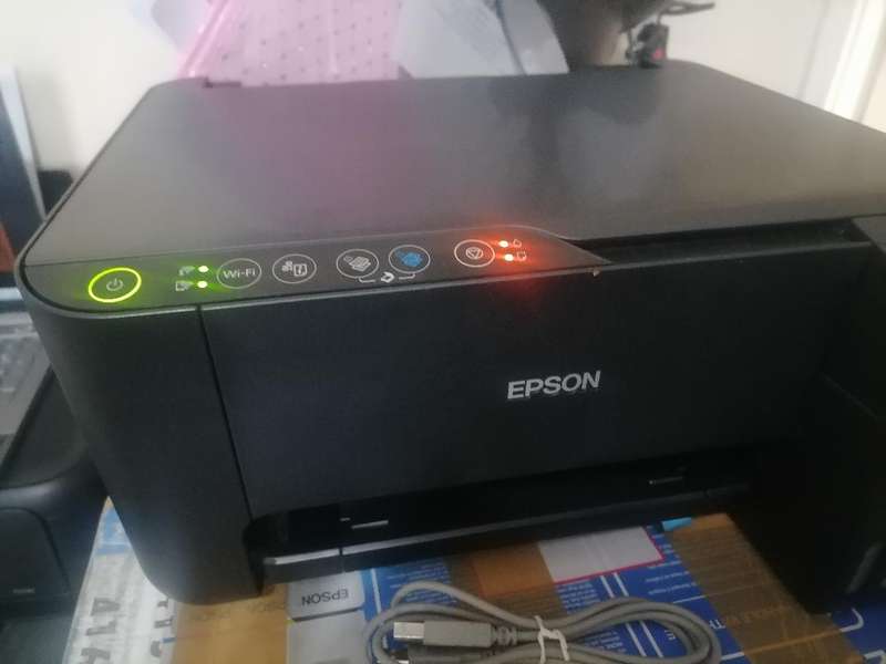 EPSON L3150 INK TANK PRINTER WITH CABLES IN BOX* LIGHTS FLASHING*