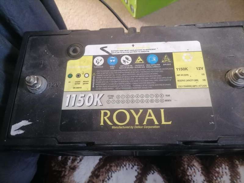 *ROYAL 1150K DEEP CYCLE 105AH BATTERY*SOLDS VOLTAGE,SOLD AS IS*LIQUIDATION ITEM**