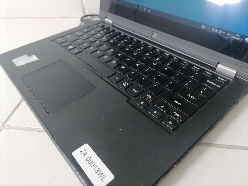 I5 LENOVO YOGA 2 11 LAPTOP/TABLET. WORKING CRACK ON GLASS*SOLD AS IS**