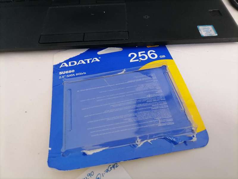 REFURBISHED i5 DELL LATITUDE E7490 8TH GEN,SIM SLOT, 8GB RAM,256GB SSD, W10/OFFICE, CHARGER