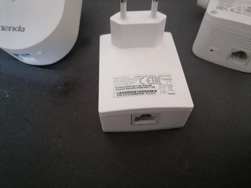 LOT OF RANGE EXTENDERS*WIDI MODEMS ETC