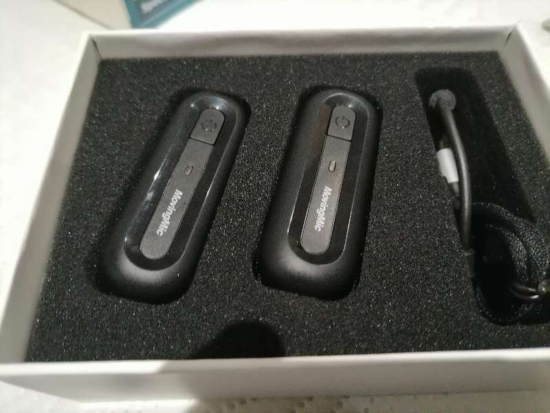 BRAND NEW N1 MOVINGMIC BLUETOOTH SET IN BOX WITH CHARGERS ETC*