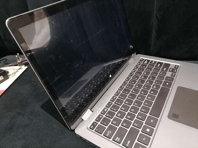 MECER YA13Q20 LAPTOP, NO CHARGER, NOT TESTED SOLD AS IS*