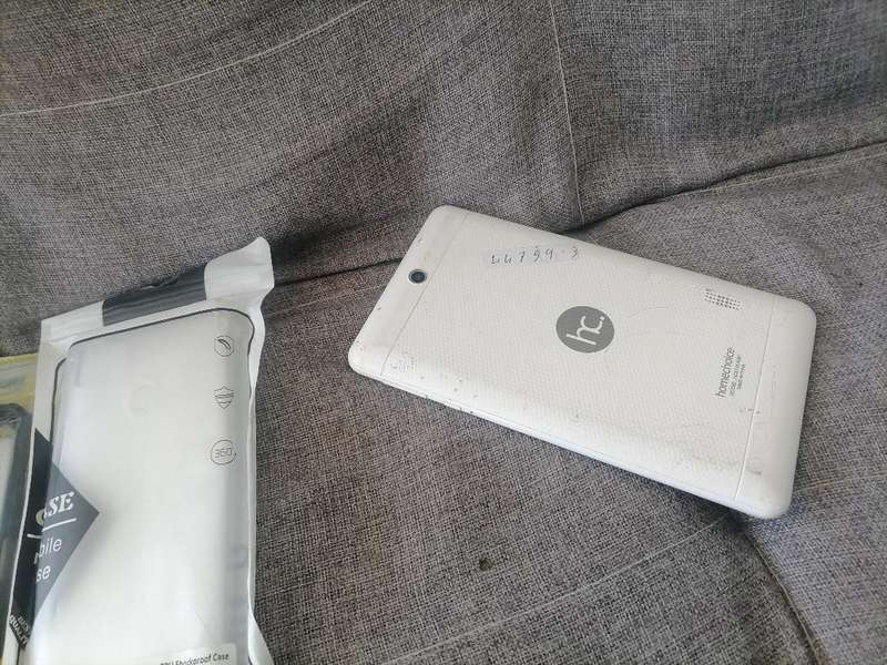 LOT OF APPLE PHONE, TABLET,NEW PHONE COVERS , ETC, ONE BID FOR THE LOT*