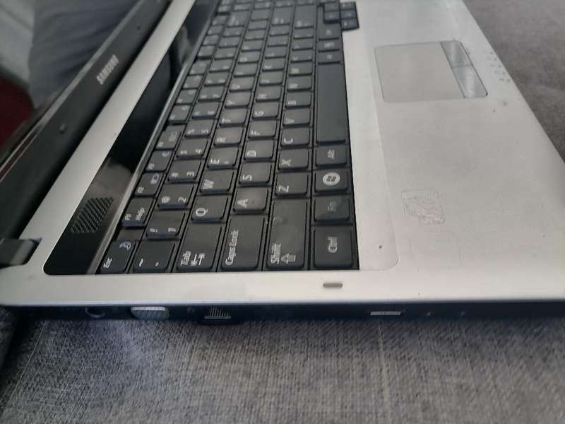 SAMSUNG RV510 LAPTOP, NO CHARGER, NOT TESTED SOLD AS IS*