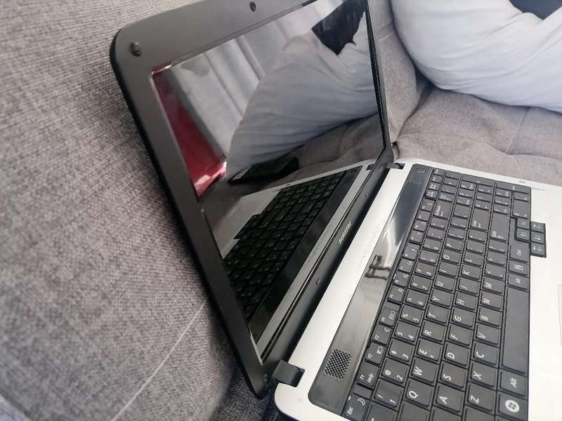 SAMSUNG RV510 LAPTOP, NO CHARGER, NOT TESTED SOLD AS IS*