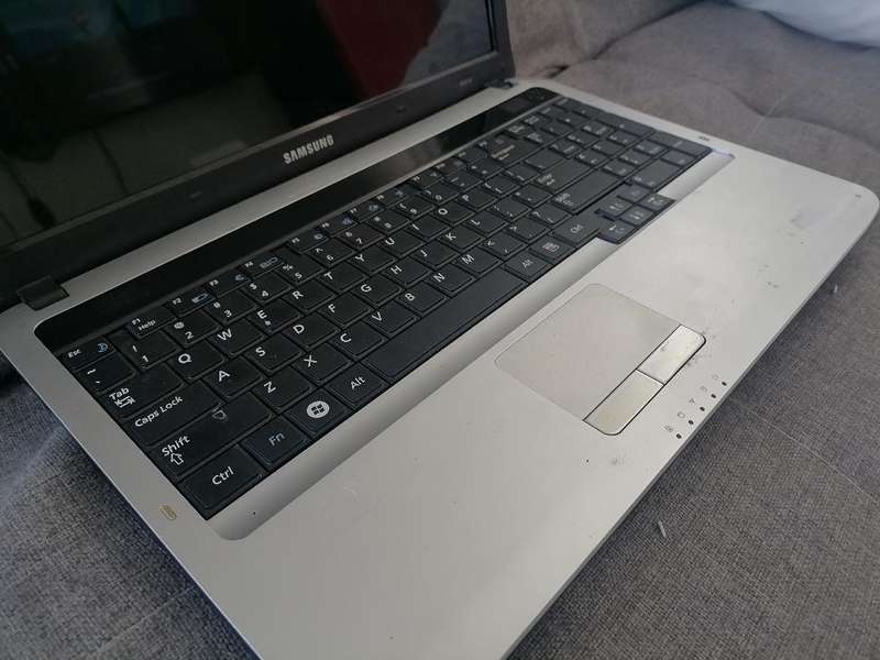 SAMSUNG RV510 LAPTOP, NO CHARGER, NOT TESTED SOLD AS IS*