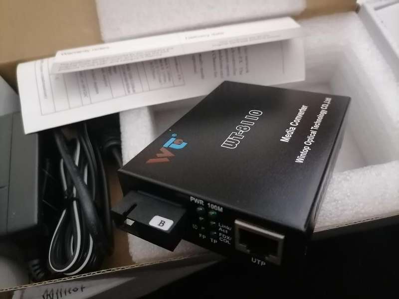 6 X BRAND NEW WINTOP FIBRE NETWORK MEDIA CONVERTERS