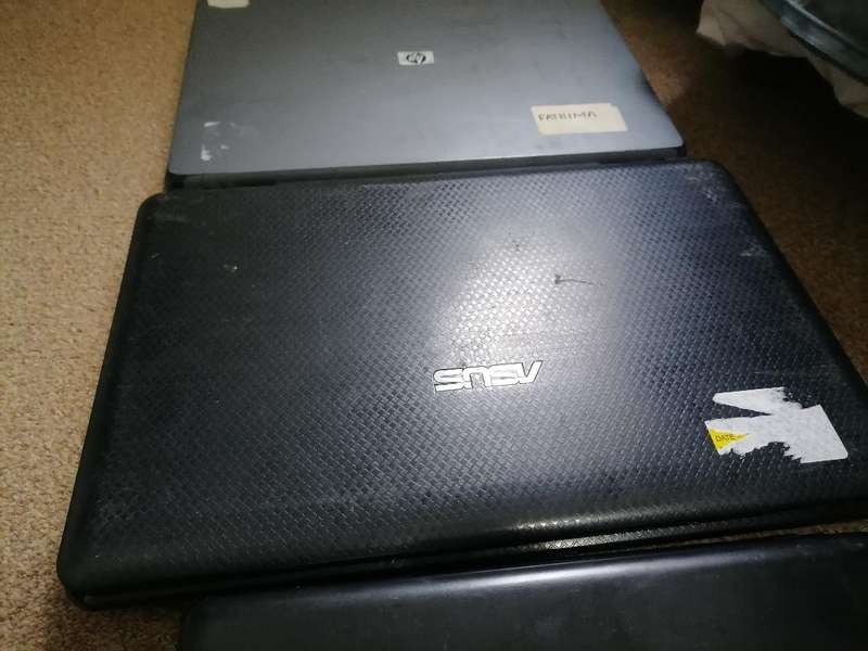 LOT OF 4 LAPTOPS FOR SPARES OR REPAIRS