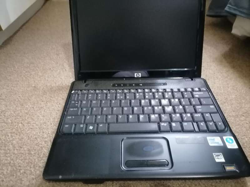 LOT OF 4 LAPTOPS FOR SPARES OR REPAIRS