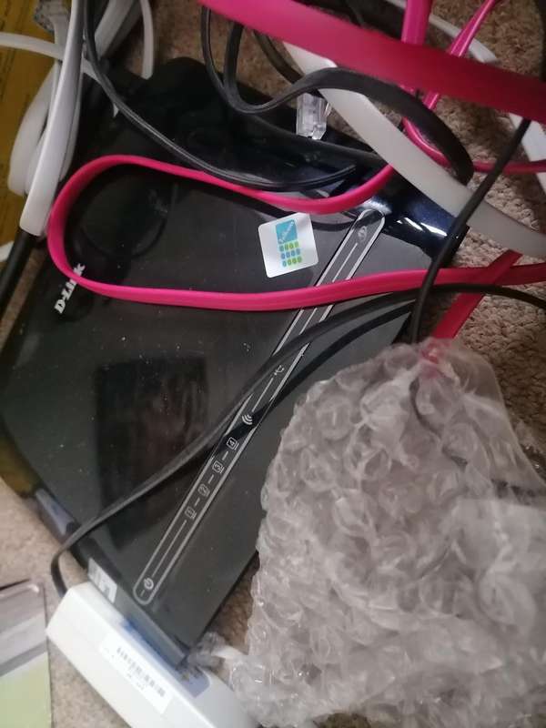 WIFI ROUTERS,CCTC CAMERA LENSES,FIBRE BOX ETC*ONE BID FOR LOT