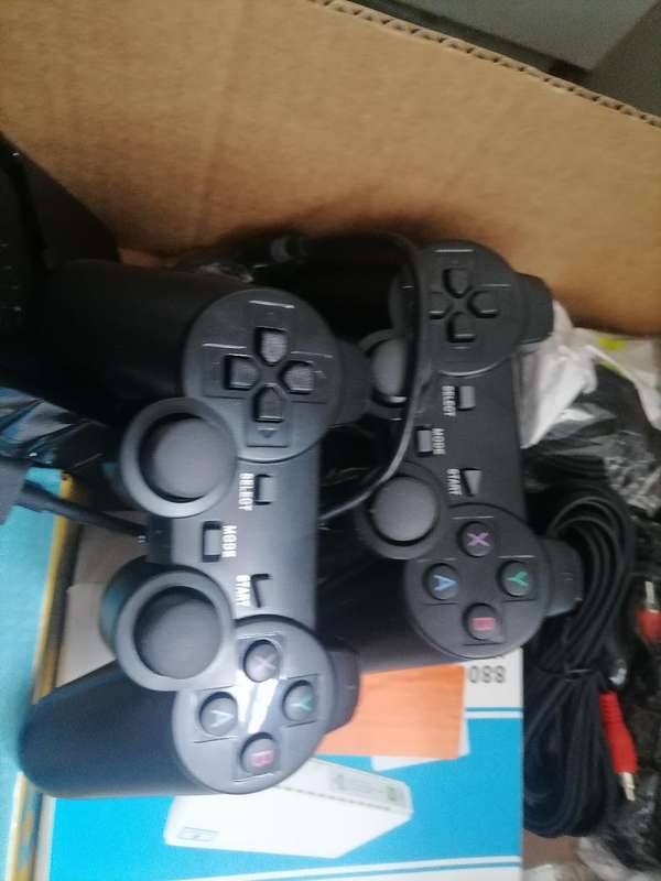 *BULK LOT OF FAULTY  ELECTRONICS*
