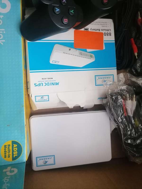 *BULK LOT OF FAULTY  ELECTRONICS*