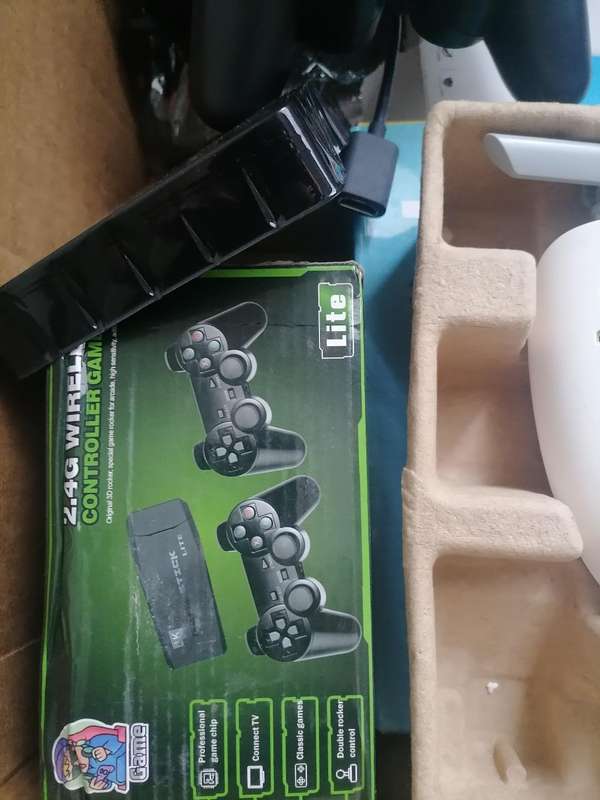 *BULK LOT OF FAULTY  ELECTRONICS*