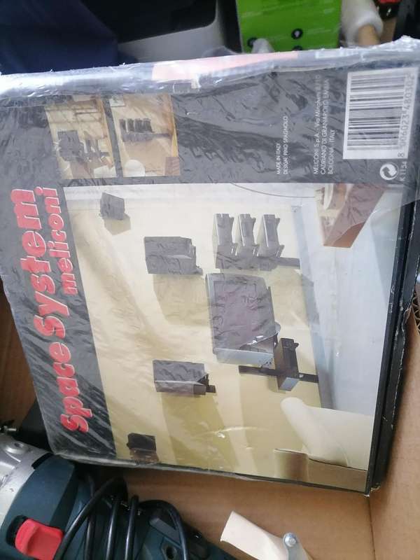 *BULK LOT*2 X DEFECTIVE GRINDERS*TV BRACKET+NEW WALL SPACE SYSTEM*ONE BID FOR LOT*