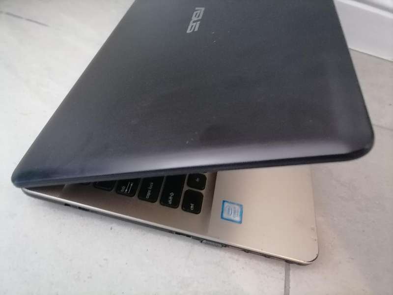 ASUS F541UA Intel 7th Gen Kabylake Core i7-7500U *NO CHARGER, NOT TESTED*SOLD AS IS*