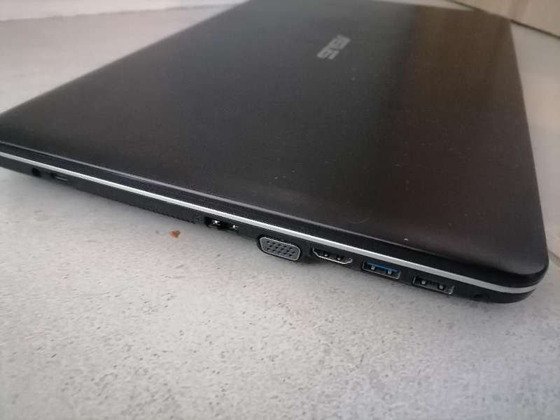 ASUS F541UA Intel 7th Gen Kabylake Core i7-7500U *NO CHARGER, NOT TESTED*SOLD AS IS*