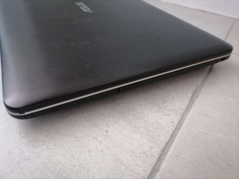 ASUS F541UA Intel 7th Gen Kabylake Core i7-7500U *NO CHARGER, NOT TESTED*SOLD AS IS*