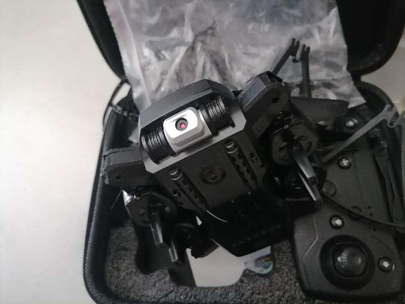 *ONE BID FOR LOT*DRONE WITH CONTROLLER IN CARRY CASE,REMOTE HELICOPTER ETC*UNTESTED*