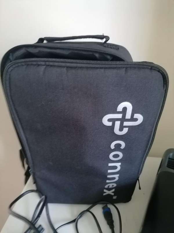 Defective Connex Lumen Series CP104 1080P Wi-Fi Projector*SCREEN FLASHES DIFFERENT COLORS