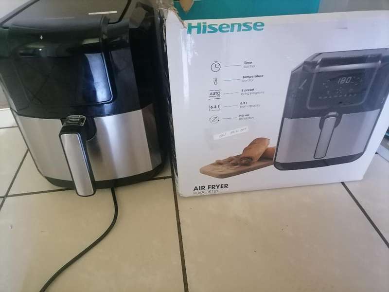 YEAR END CLEARANCE SALE, ALL MUST GO*DEFECTIVE HISENSE  AIR FRYER IN BOX(POWERS ON AND OFF)