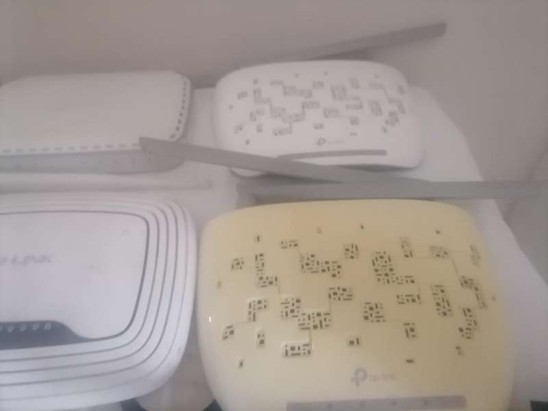 Bulk Lot of 9 WiFi Routers