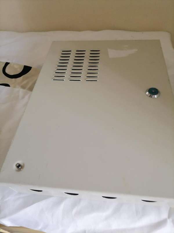 Power Supply CCTV 18 Way 12VDC 20 Amp PS69