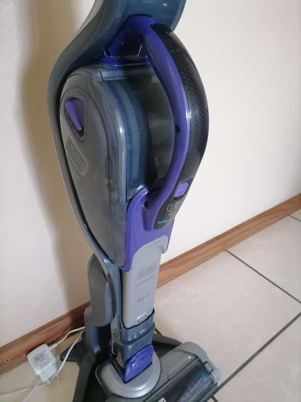 Black & Decker - 36Wh 2in1 Cordless Pet dustbuster with Smart Tech Sensors*runs and shuts off*