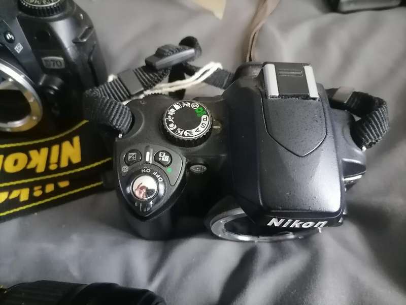 Nikon D70 + Nikon D60 + Lense