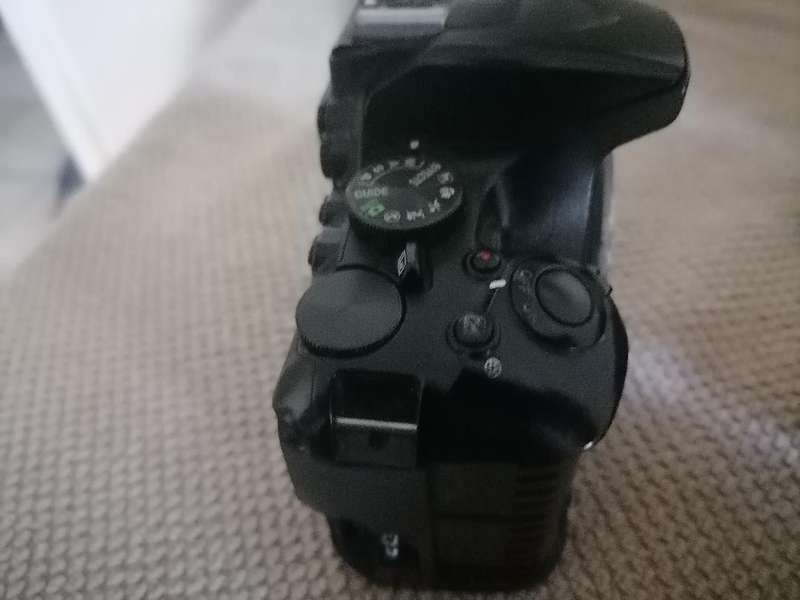 Lot of 3 x Cameras*one bid for the lot*untested*