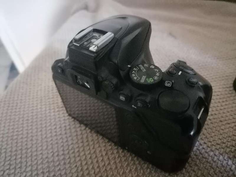Lot of 3 x Cameras*one bid for the lot*untested*