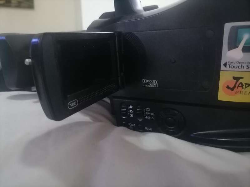 Panasonic HDC-MDH1 HD Professional Camcorder