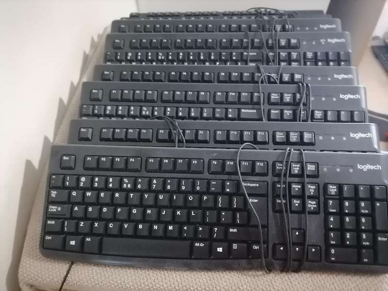 Lot of 8 x Logitech Keyboards