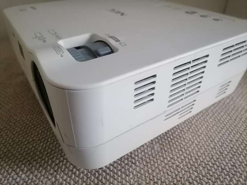 NEC 2800-Lumen High-Brightness HDMI, 3D READY Projector