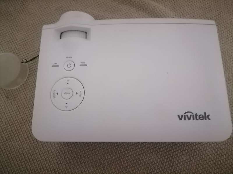 VIVITEK  D510HDMI 3D READY DLP PROJECTOR