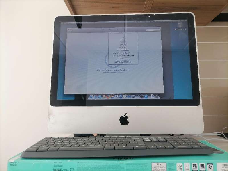 Apple A1224 iMac, working with keyboard and mouse