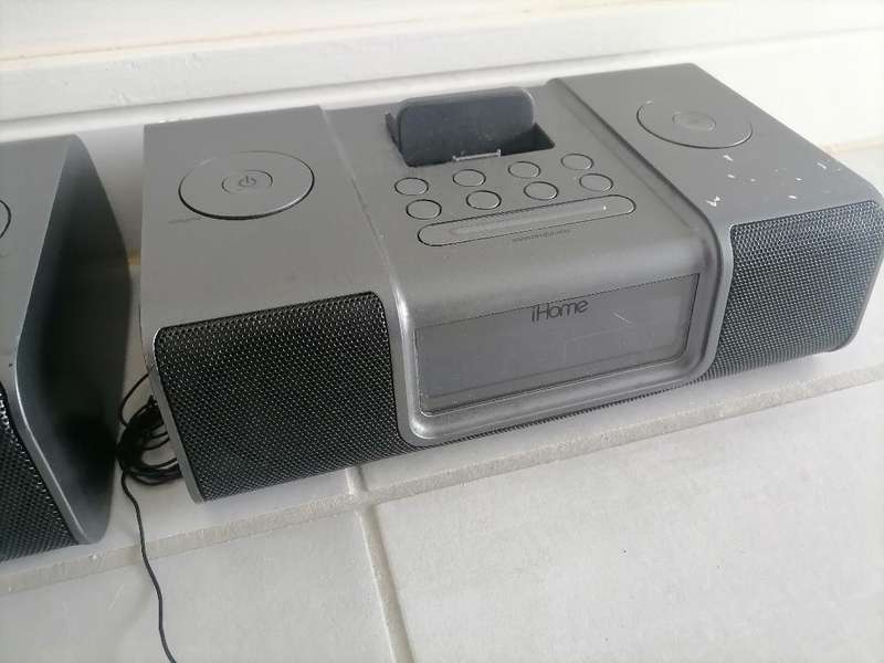 2 x iHome iP9GRE Dual Alarm Clock Radio for iPod and iPhone