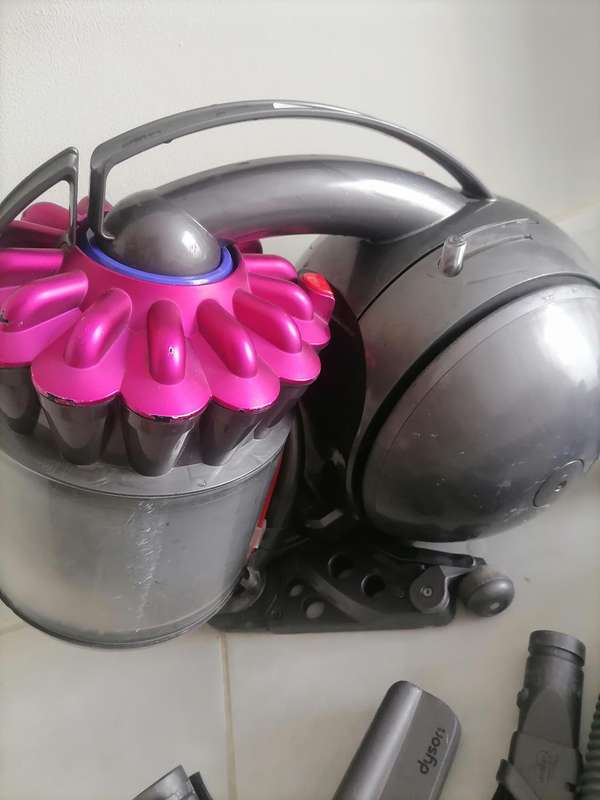 Dyson Ball DC37 Canister Vacuum with Attachments, Working