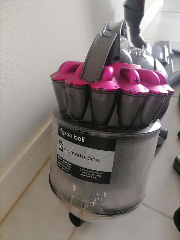 Dyson Ball DC37 Canister Vacuum with Attachments, Working