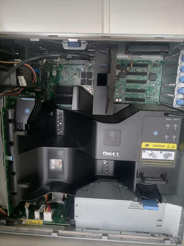Dell Power Edge T610 Server.intel Xenon. 40GB Ram, 6 x 300GB Hdd
