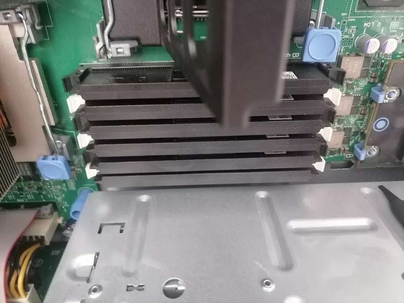 Dell Power Edge T610 Server.intel Xenon. 40GB Ram, 6 x 300GB Hdd