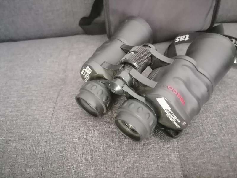 Tasco Essentials 10x50 WA, Zip Focus Binocular